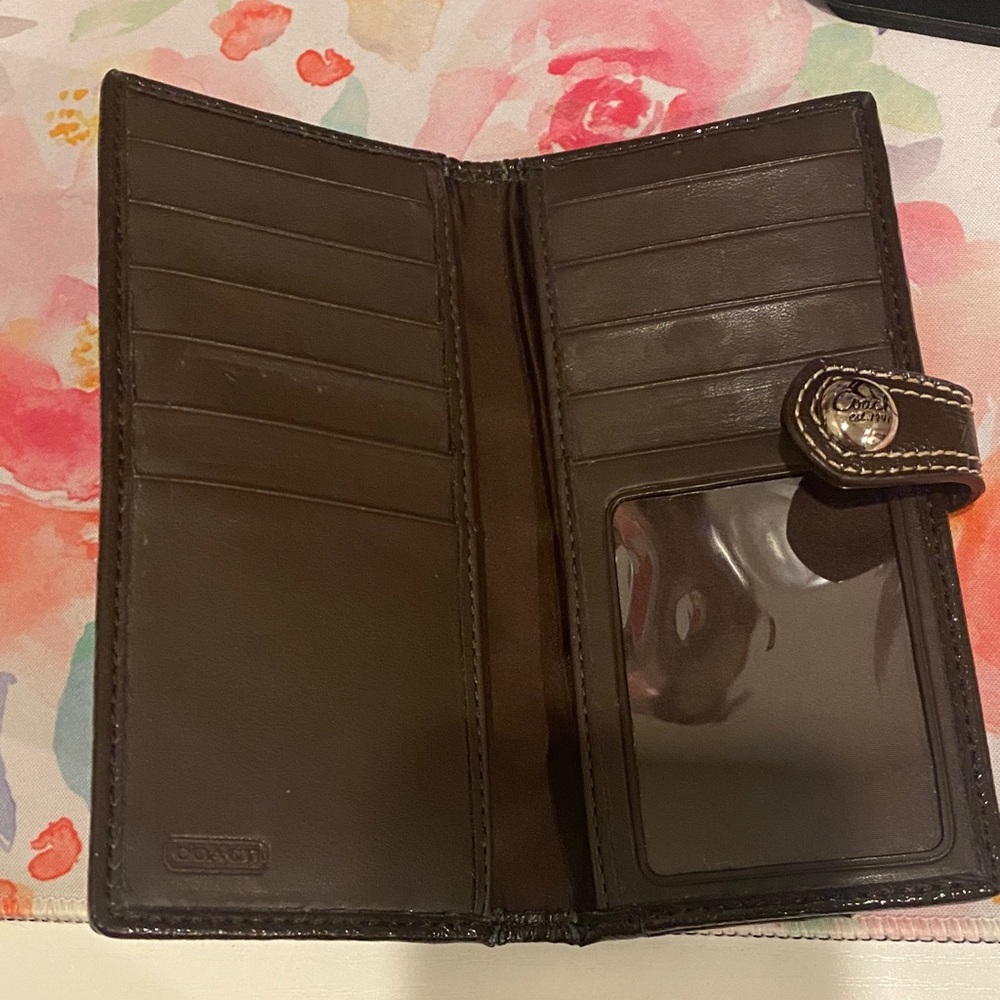 Coach Brown and Tan Signature Wallet - Picture 3 of 4